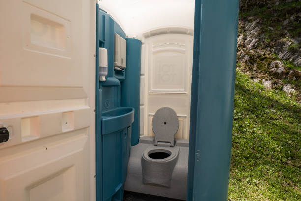 Sanitation services for porta potties in Oakdale, MN