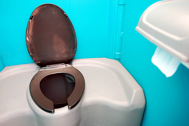 Best High-end porta potty rental  in Oakdale, MN